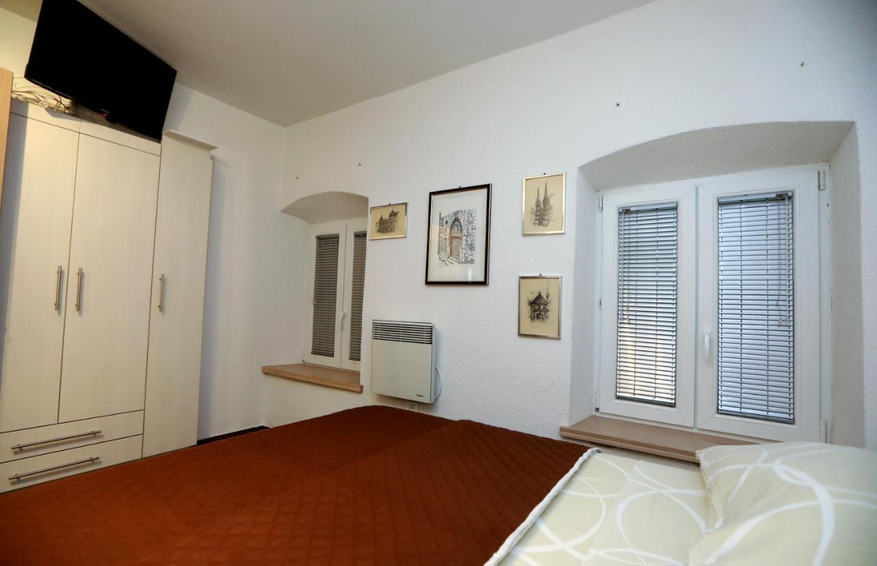 Apartment Secret Life Шибеник Екстер'єр фото